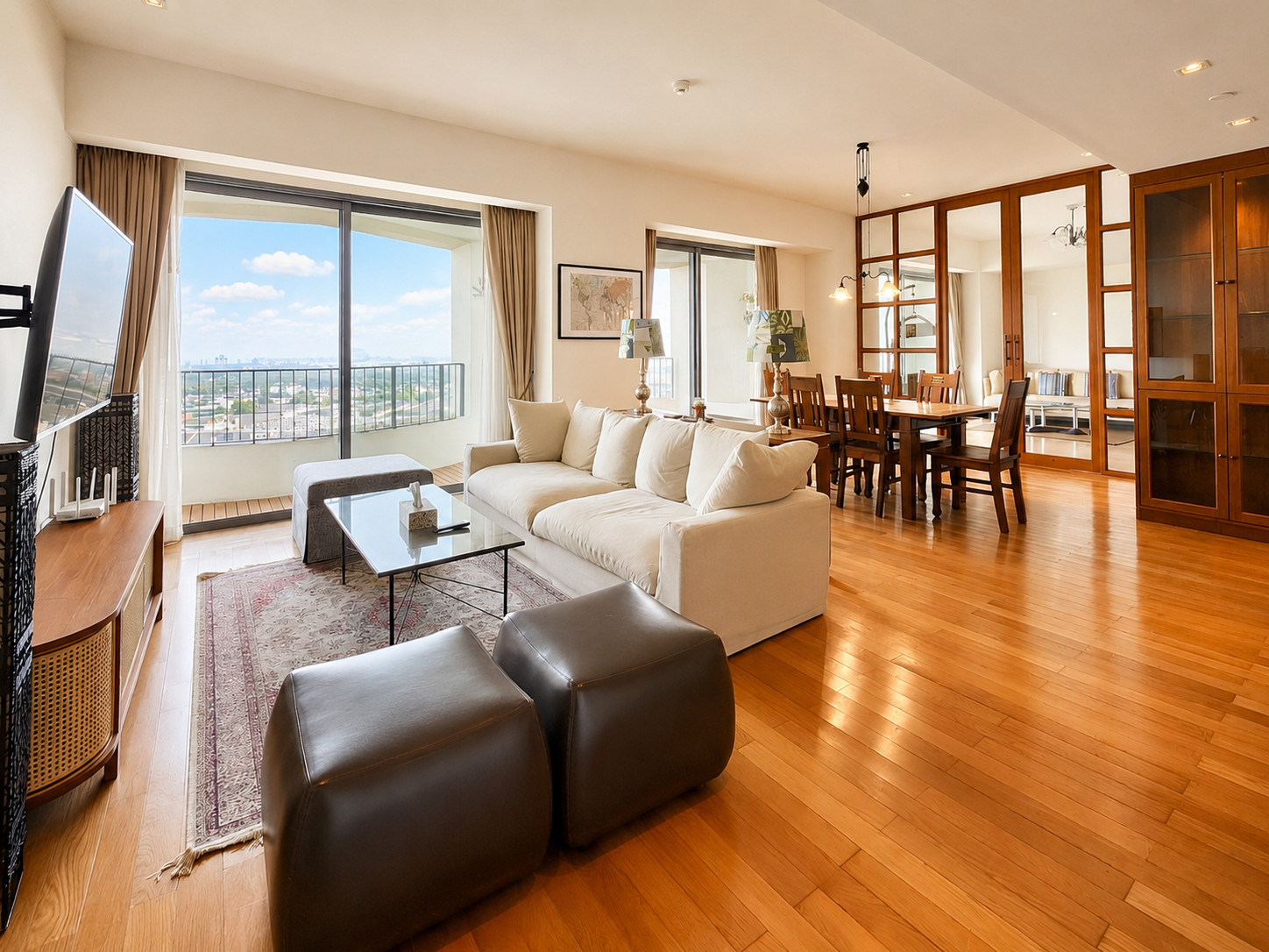 ♦ Spacious Room, Combined unit ♦ Floor 15 ++ 220.00 sq.m. | 4 bedrooms, 3 bathrooms | Near Central Rama 3 7 minutes, Terminal 21, Rama 3 16 minutes