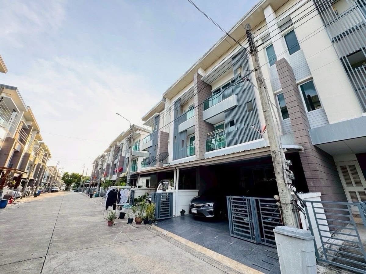 บ้านใหม่ไม่เคยอยู่! ทำเลสุดปังใกล้ BTS อ่อนนุชTown Avenue ศรีนครินทร์ – อ่อนนุช 68 บ้านใหม่ไม่เคยอยู่! ทำเลสุดปังใกล้ BTS อ่อนนุชTown Avenue ศรีนครินทร์ – อ่อนนุช 68