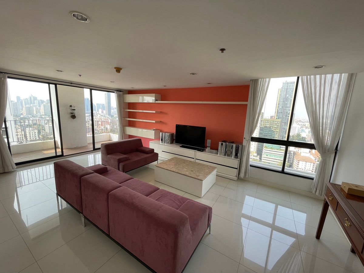 🔥Hot Price🔥 SALE 2 Bed @ ICON 3 Condo. 🔥Hot Price🔥 SALE 2 Bed @ ICON 3 Condo.