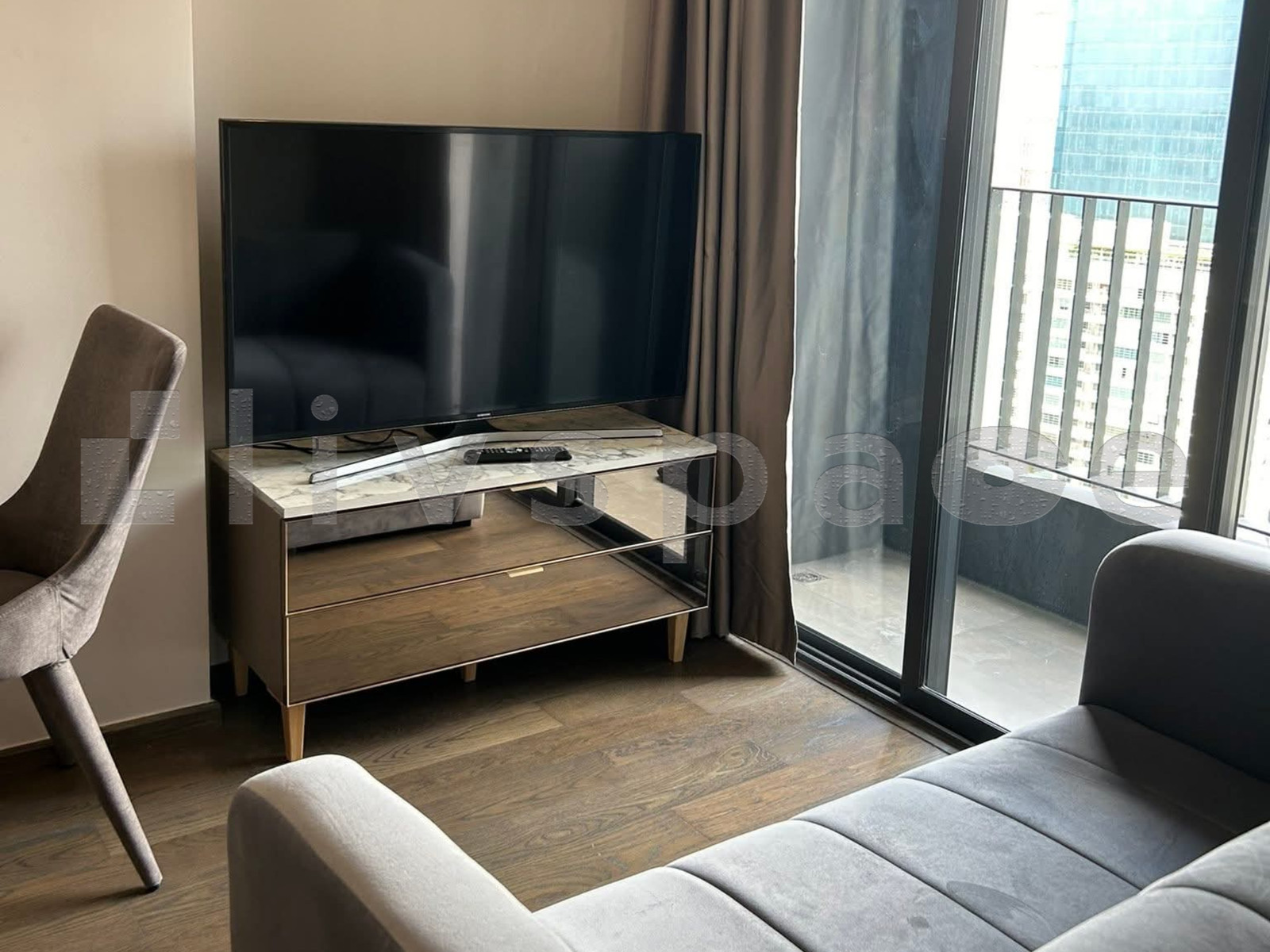 ▚ LK166ツ FOR SALE: Ideo Q Siam - Ratchathewi 1BR 29.53sqm High Floor Exclusive Private Lift Highly Secure