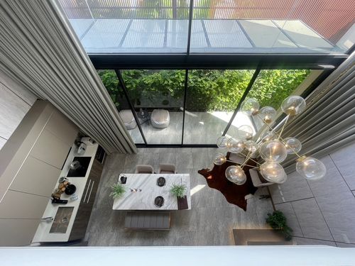 AIRES Rama 9 : Modern Townhome 