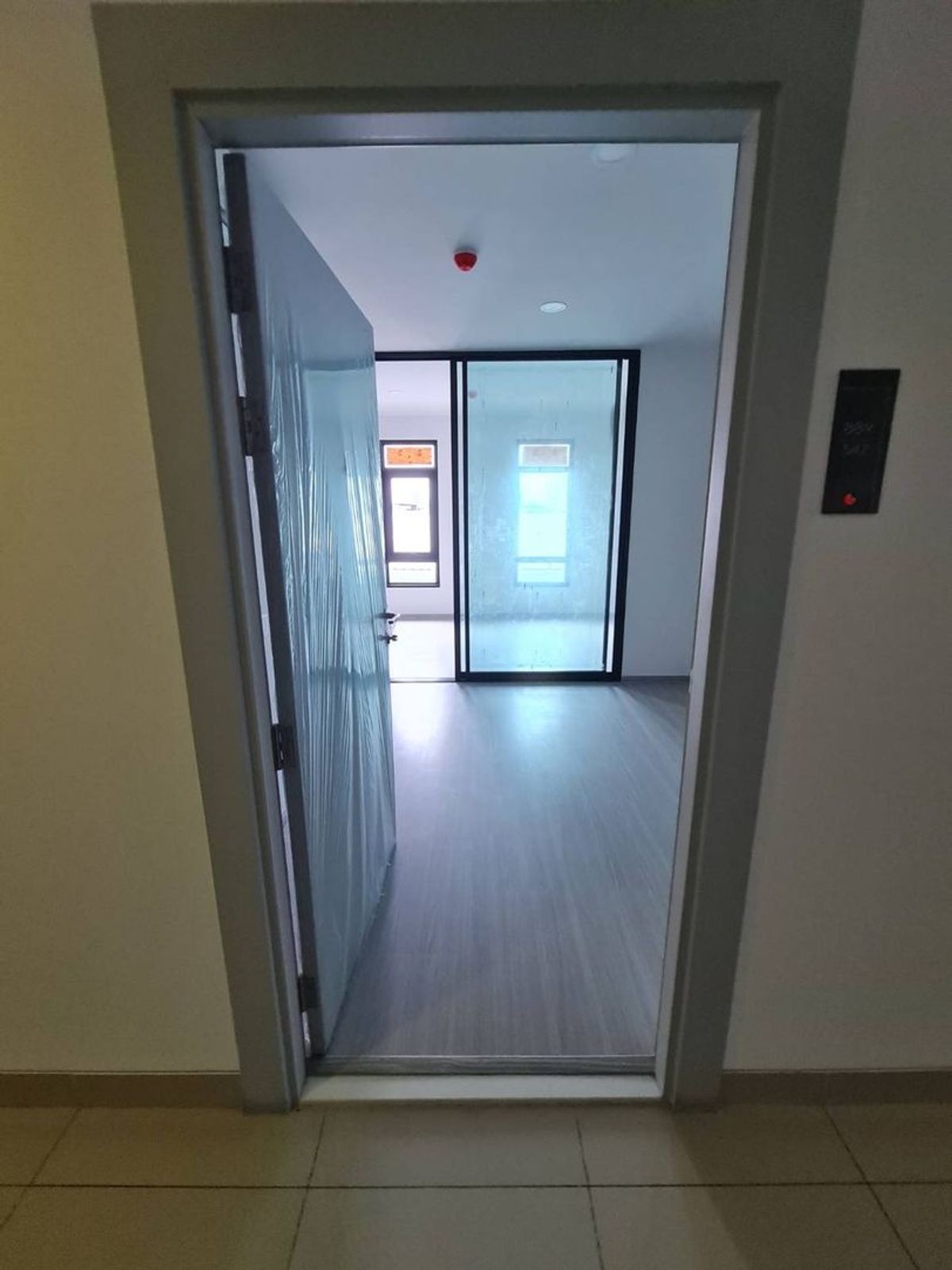 ขายคอนโด Aspire Asoke-Ratchada ห้องใหม่ ขนาด 30 ตรม. (FS4857) – รูปที่ 3