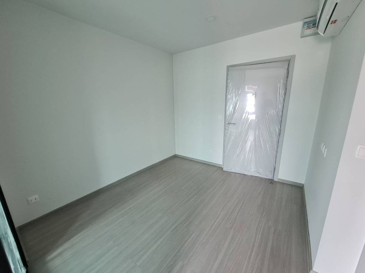 ASPIRE Asoke-Ratchada condo for sale, new room, size 30 sqm. (S4857) ASPIRE Asoke-Ratchada condo for sale, new room, size 30 sqm. (S4857)