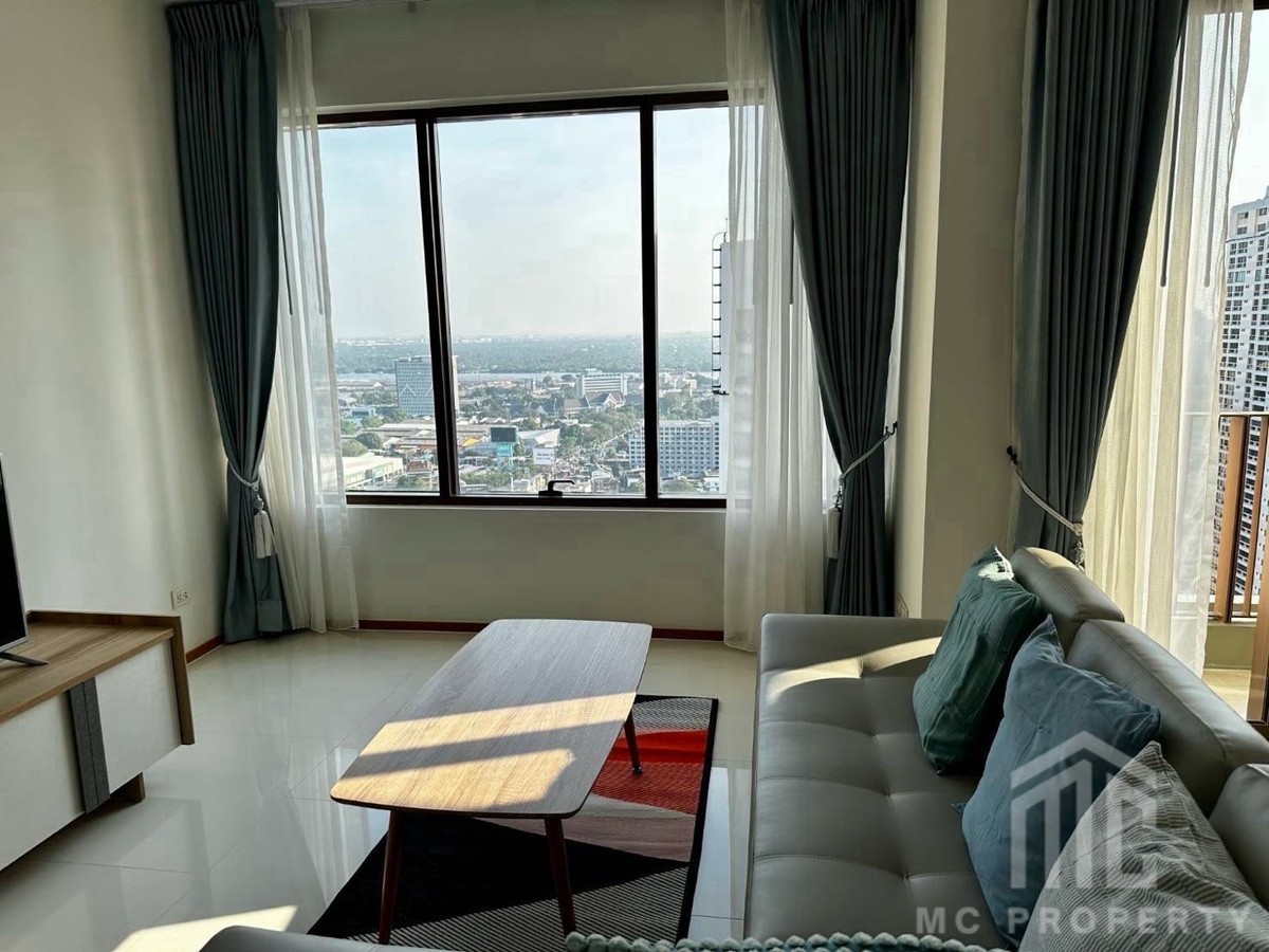 The Emporio 2 bedroom 100sqm for rent only 65,000 per month tel 0816878954 