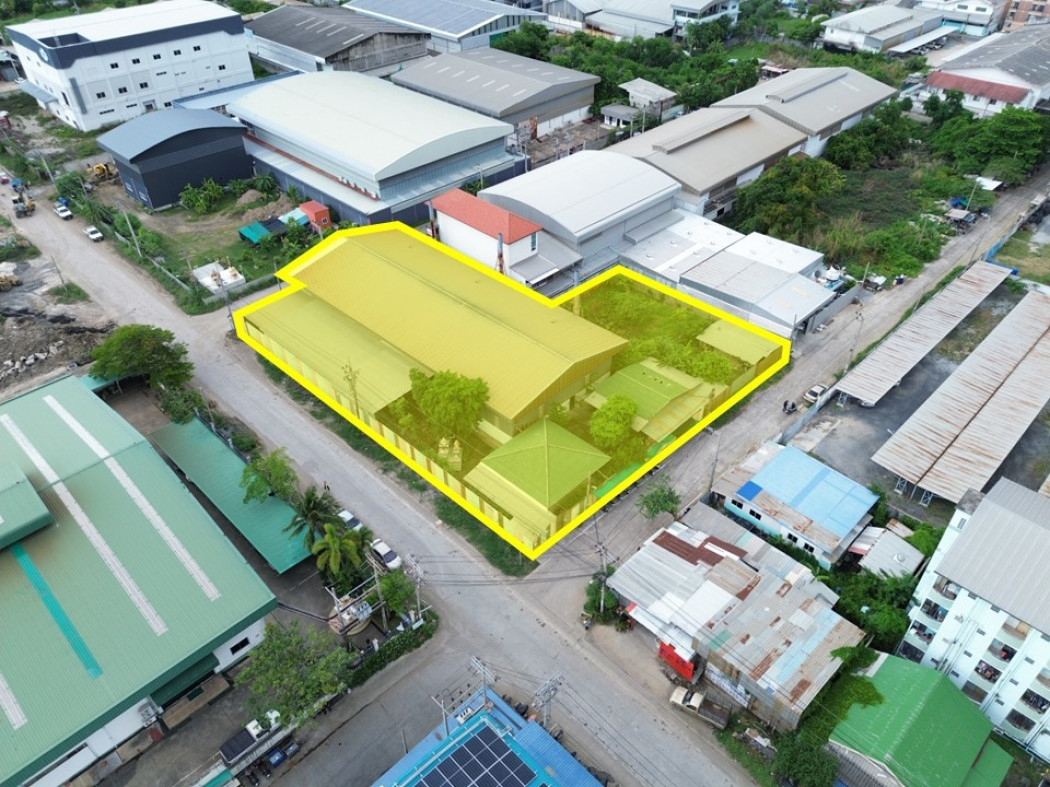 Land for sale with Soi Thai insurance factory, 25 1 rai 2 work, can continue the factory.