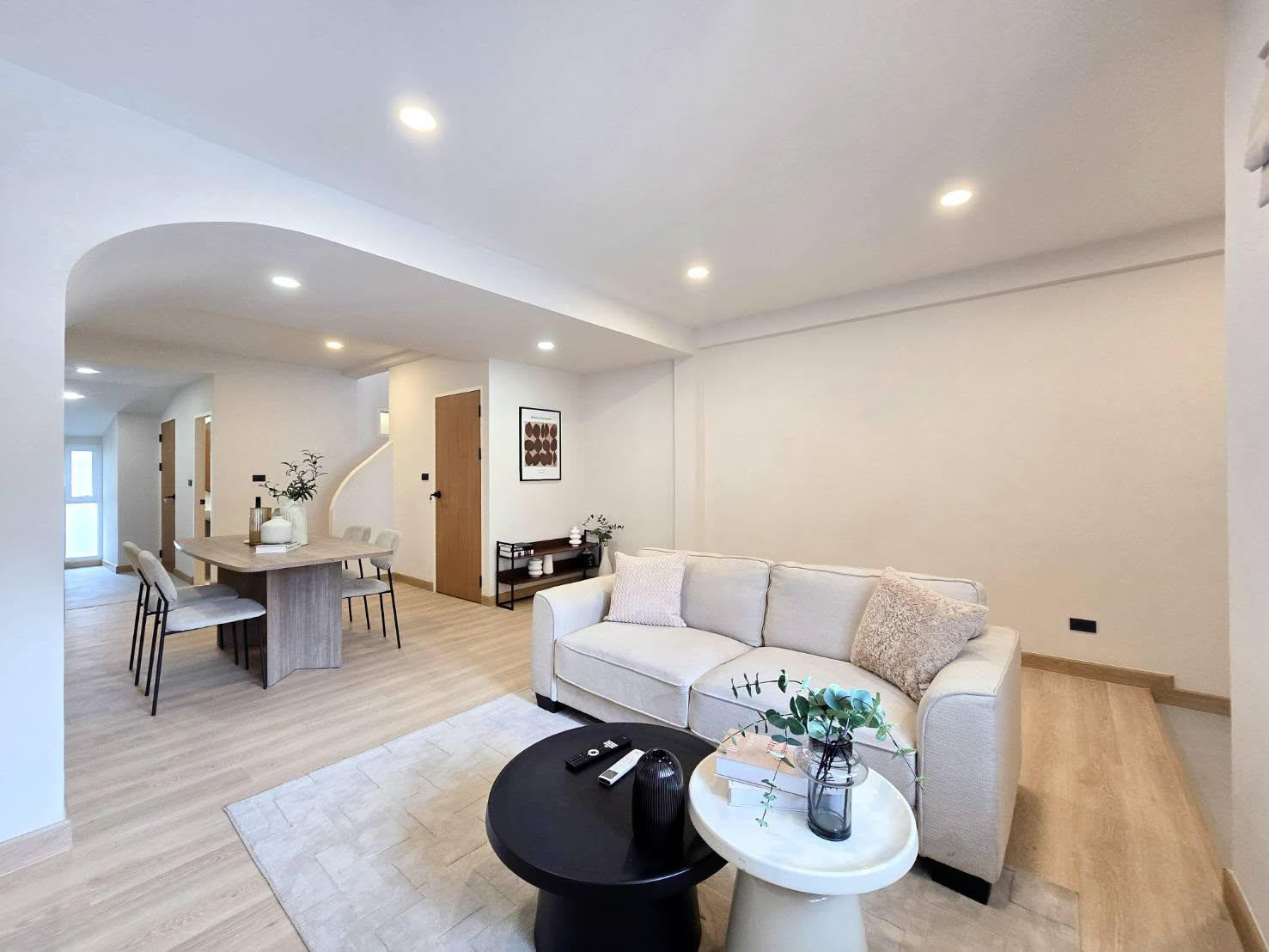 Kulaphan Ville 2 – Mae Hia: Newly renovated, fully furnished townhome, excellent investment, near Chiang Mai Airport.  – รูปที่ 2