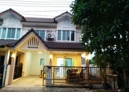 Townhouse for sale behind the corner of Pruksa Ville 22 Rama 5-2 Tel. 099-998-3897