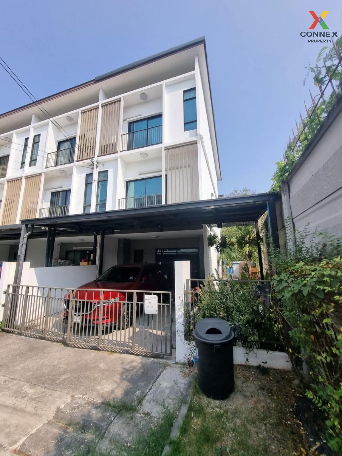 For Sale Townhouse/Townhome  , Patio Srinakarin - Rama 9 , Hua Mak , Bang Kapi , Bangkok , CX-122947