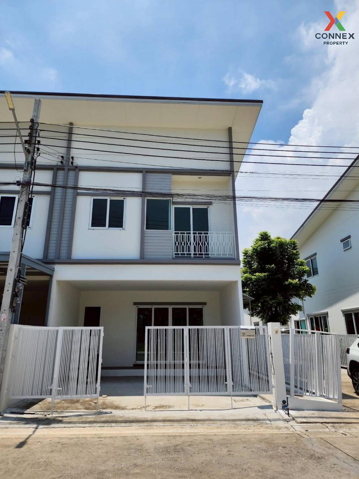 For Sale Townhouse/Townhome  , The Miracle Phetkasem 63 Project 3 , wide frontage , MRT-Lak Song , Lak Song , Bang Khae , Bangkok , CX-123006