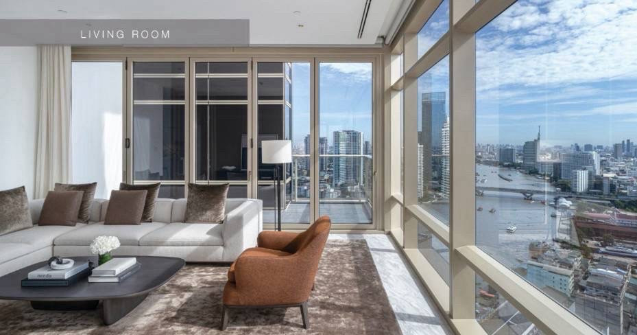 Ret: Four Season Private Residences Ret: Four Season Private Residences