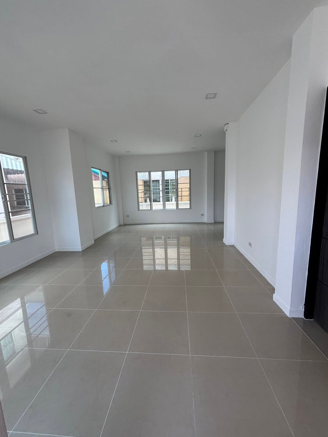 ขายบ้านเดี่ยวหมู่บ้าน อิมเมจ เพลส สาย 4 รีโนเวทใหม่ พร้อมเข้าอยู่ – รูปที่ 2