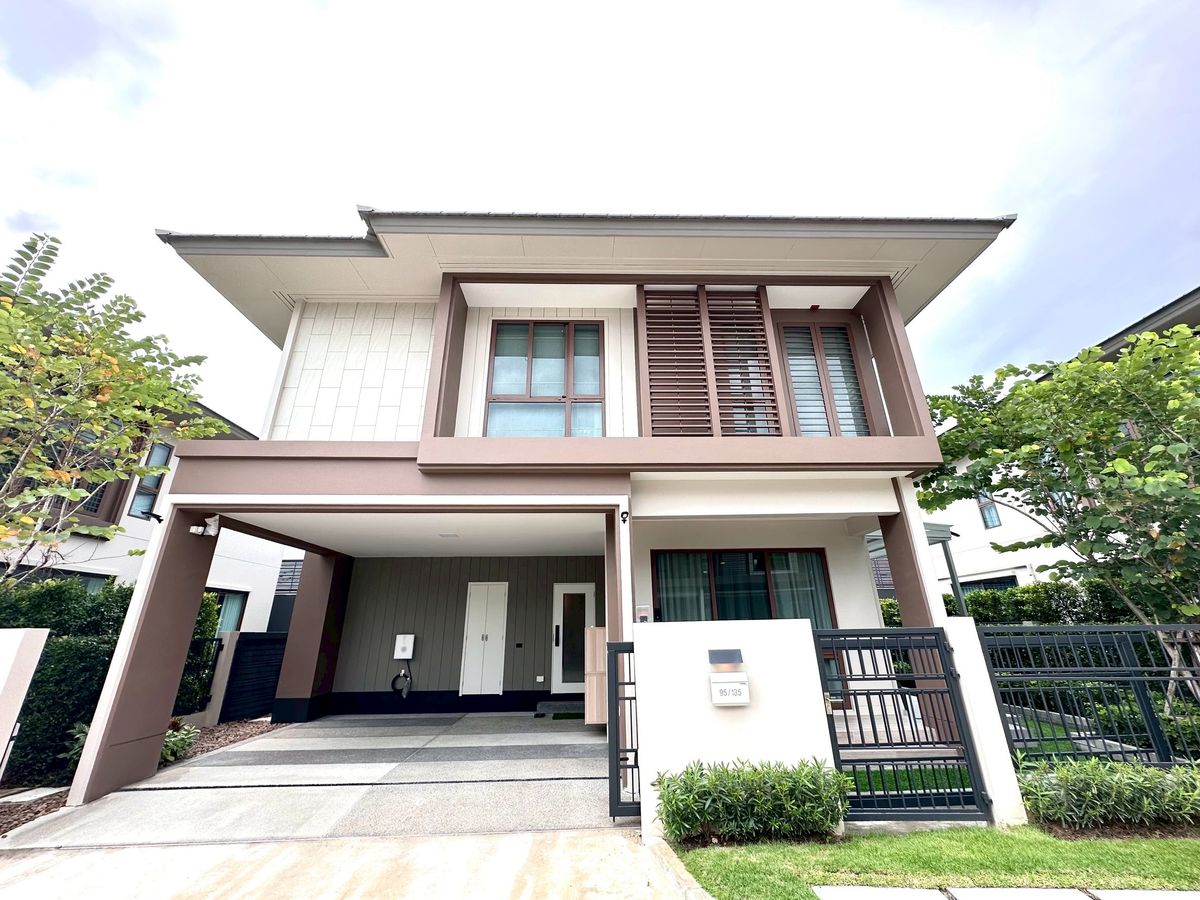 Burasiri Krungthep Kreetha: 50SQWAH 250SQM. 4BED 4BATH 20,000,000 AM: 0656199198 Burasiri Krungthep Kreetha: 50SQWAH 250SQM. 4BED 4BATH 20,000,000 AM: 0656199198