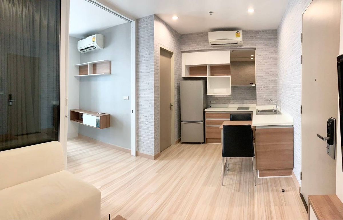 Condo for sale The Hotel Condo (The Hotel Condo) Rattanathibet, 21st floor, next to the MRT station, Bang Kraso