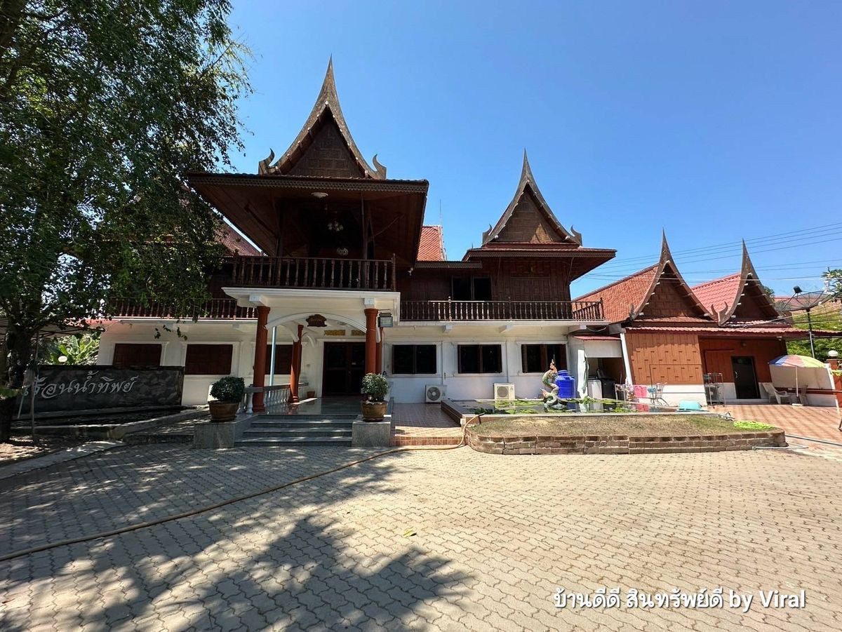 ขายรีสอร์ท ดำเนินสะดวก ราชบุรี เรือนไทย รีสอร์ท พร้อม บ้านทรงไทย เรือนน้ำทิพย์