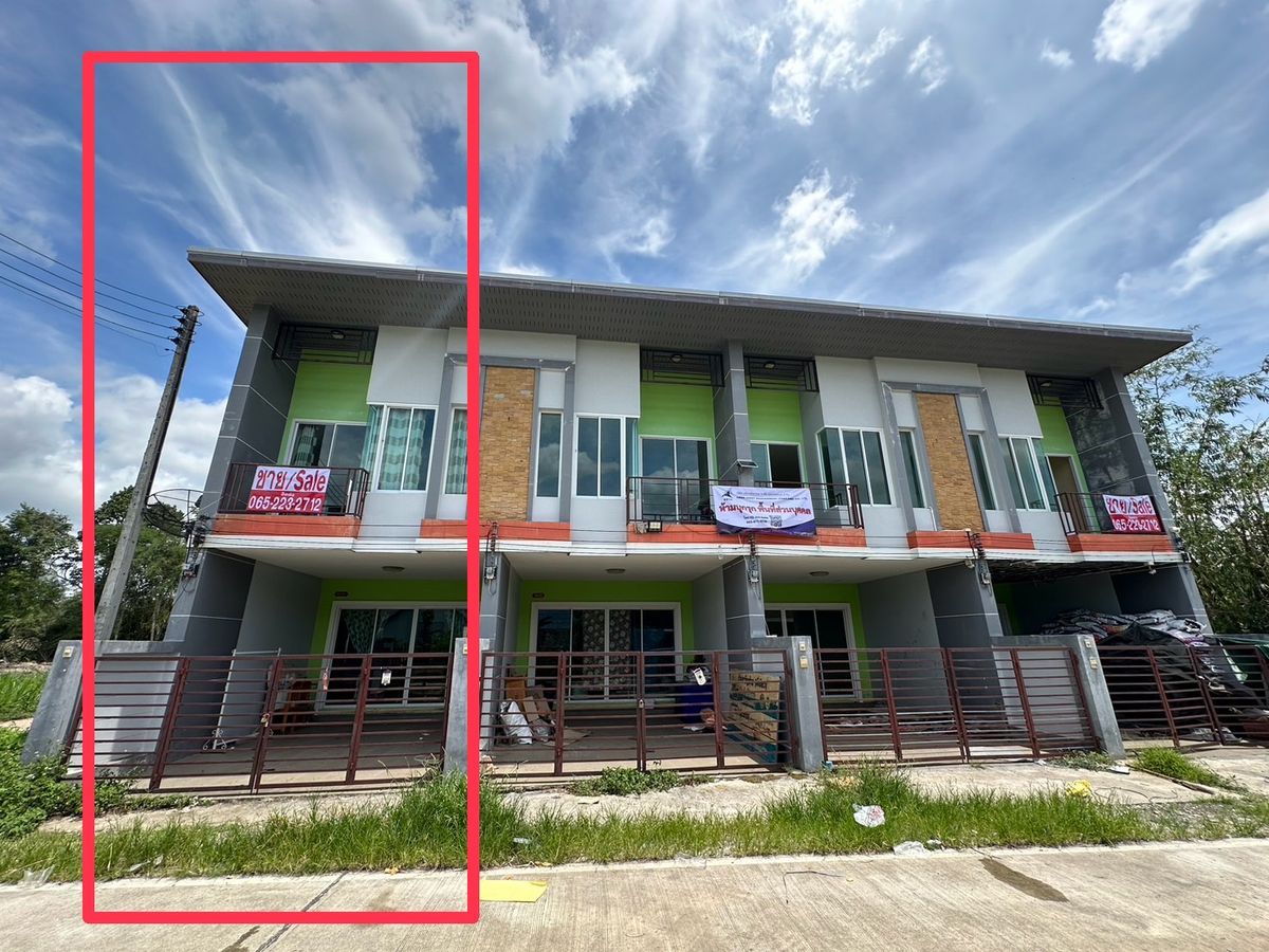 🏡 ขายทาวน์เฮ้าส์ 2 ชั้น บ้านเปล่า ใกล้ตลาดบ้านใน ปากแพรก ดอนสัก สุราษฎร์ธานี