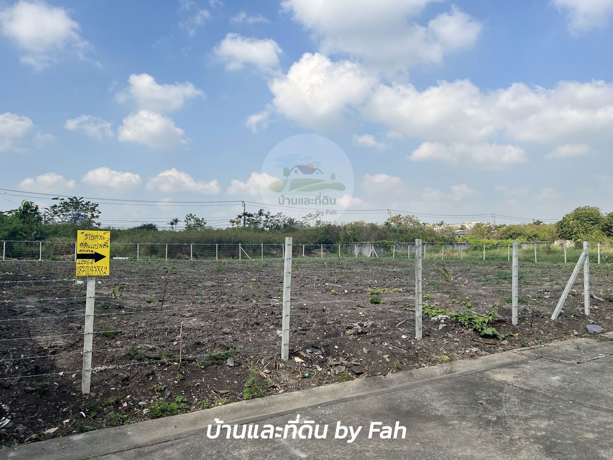 ขายที่ดิน 427 ตรว. หมู่บ้านวรบูลย์ ซ.อ่อนนุช 44 ถมแล้ว แปลงสี่เหลี่ยมสวย เหมาะสร้างบ้าน ขายที่ดิน 427 ตรว. หมู่บ้านวรบูลย์ ซ.อ่อนนุช 44 ถมแล้ว แปลงสี่เหลี่ยมสวย เหมาะสร้างบ้าน