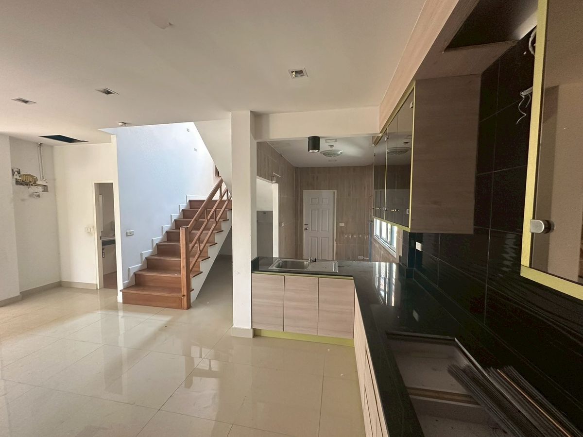 ขาย บ้าน 3ห้องนอน 3ห้องน้ำ หมู่บ้านพูนศรี ปทุมธานี – รูปที่ 4