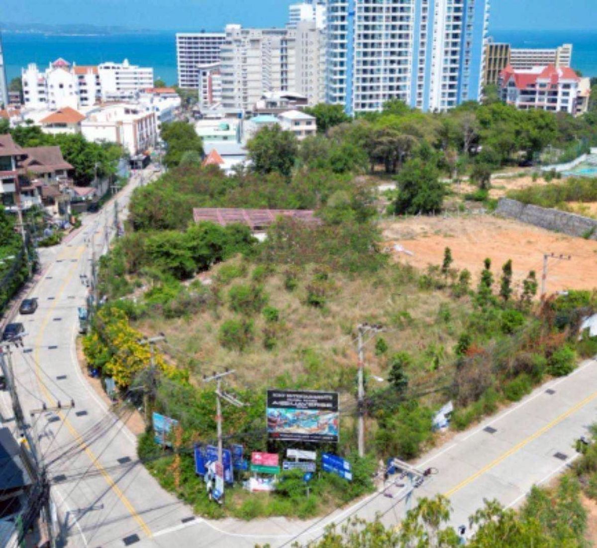 Land for sale in an area of 1 rai 52 sq.w., Khao Phra Palace, Pattaya, Chon Buri Land for sale in an area of 1 rai 52 sq.w., Khao Phra Palace, Pattaya, Chon Buri