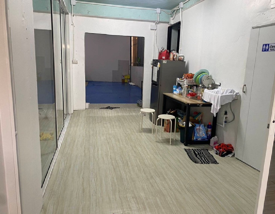 For Rent ให้เช่าอาคารพาณิชย์ พร้อมโกดังด้านหลัง / อาคาร 2 คูหา / 3.5 ชั้น / ติดถนนเมน / โครงการ หมู่บ้าน ดีเค บางบอน / ถนนพระยามนธาตุ (บางบอน 1) / ห่างถนนกาญจนาภิเษก 150 เมตร / ทำเลดีมาก / พื้นที่ใช้สอยรวม 400 ตารางเมตร / เหมาะหลากหลายธุรกิจ – รูปที่ 3