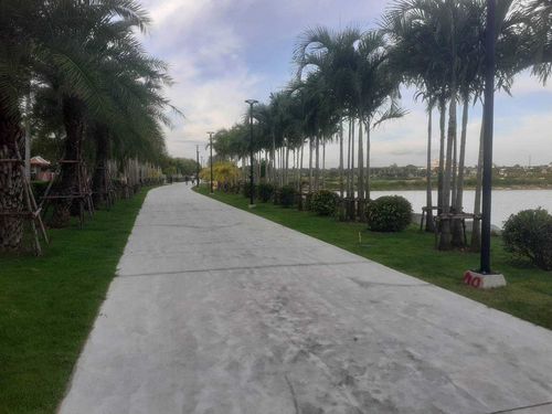 Land for sale, good location, 4 rai in the heart of Bang Lamung, Nong Prue, Chon Buri