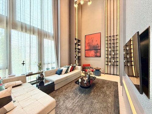 🏛️Baan Klang Muang Classe สุขุมวิท 77🌈ทาวน์โฮม 3.5 ชั้น ขนาด 259 ตร.ม. 32 ตร.ว. | 3 ห้องนอน 4 ห้องน้ำ 3 ที่จอด เริ่ม 17.9 MB ติดต่อนัดชม Tel.0922635410 (เอิร์ธ)