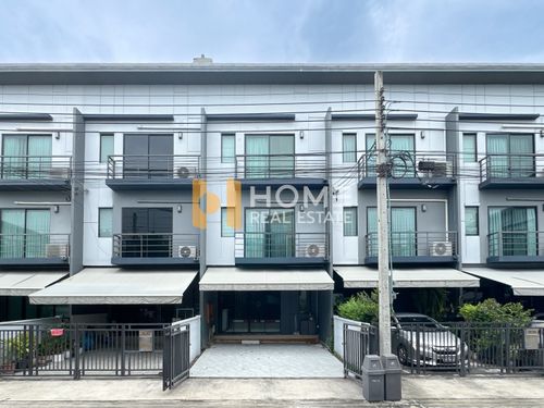 Best price in the project ✨ Townhome Baan Klang Muang Rama 9 - On Nut / 3 bedrooms (for sale), Baan Klang Muang Rama 9 - On Nut / Townhome 3 Bedrooms (FOR SALE) FON159