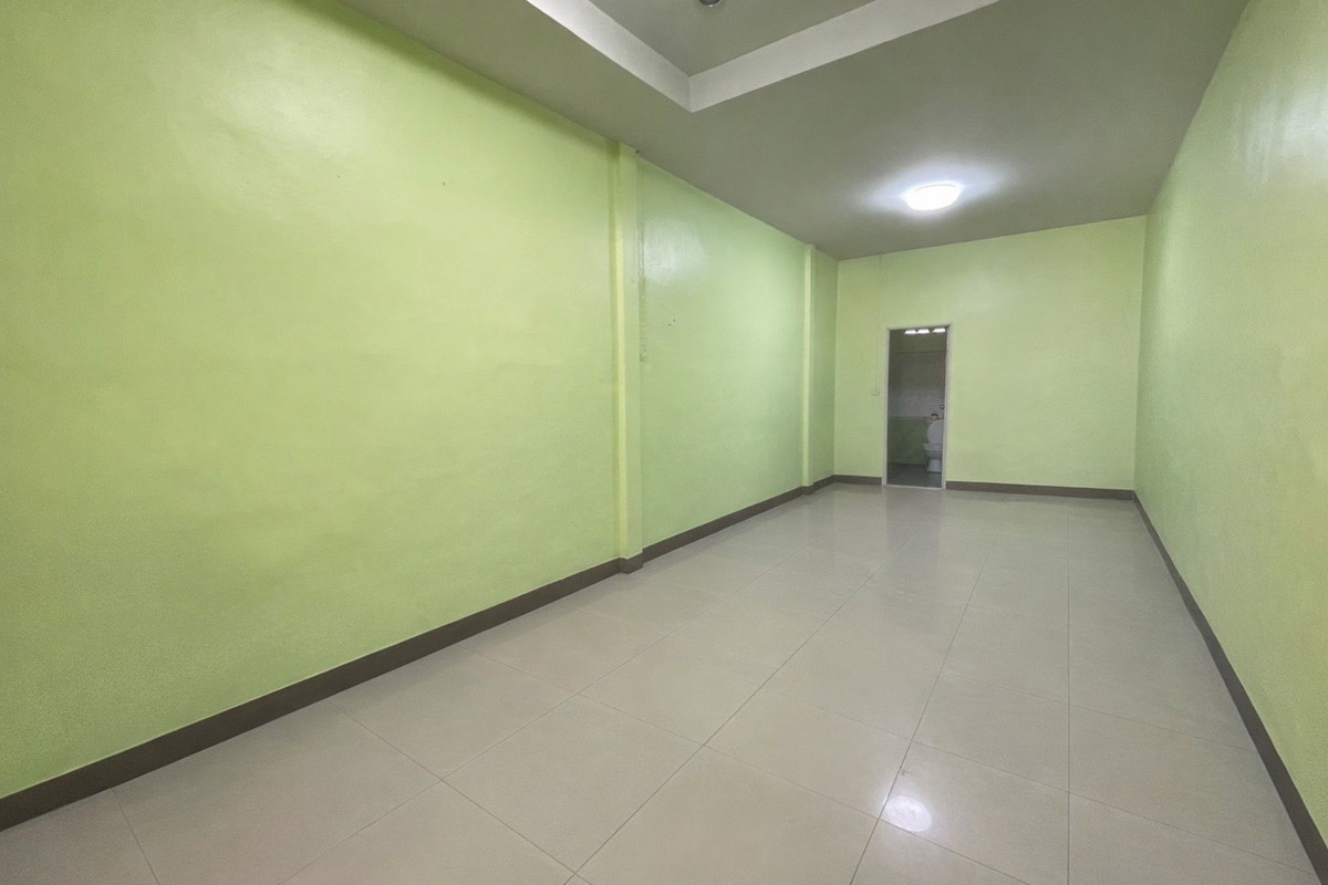 Townhouse for Sale: 100 sq.m., Near Soi 2 Market, Khun Thale – รูปที่ 3