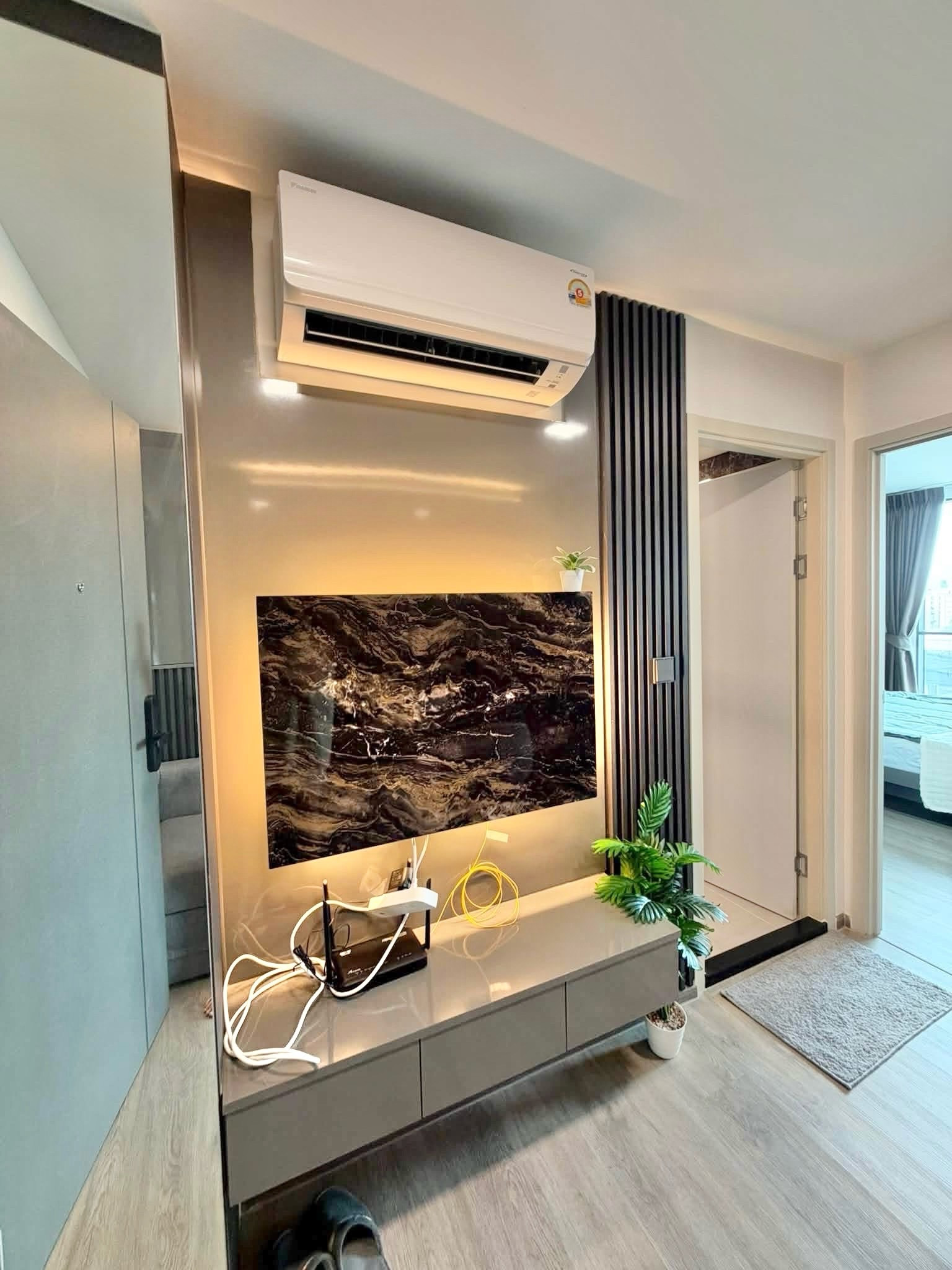 🔥🔥Code 32479🔥🔥 Brand-new, never-lived-in unit at ATMOZ Palacio Ladprao - Wanghin. Fantastic common facilities! 🌐LINE ID: @fastforrentcondo