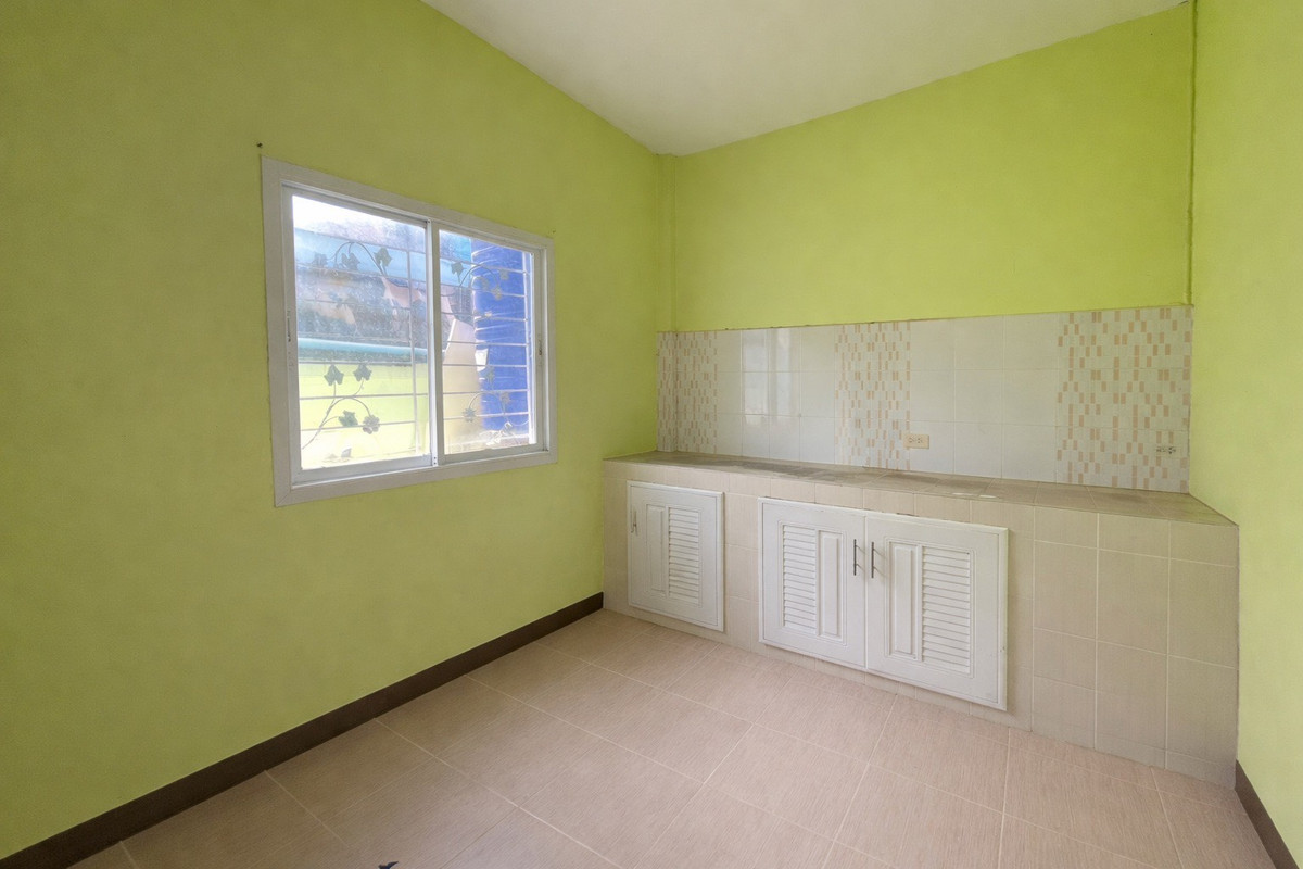 Townhouse for Sale: 100 sq.m., Near Soi 2 Market, Khun Thale – รูปที่ 4