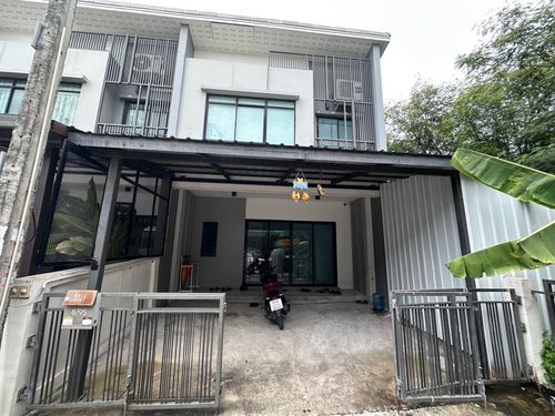 House for Sale with Tenant – High Yield 6.8%! Don’t Miss This Golden Investment Opportunity Near Industrial Areas with Convenient Access