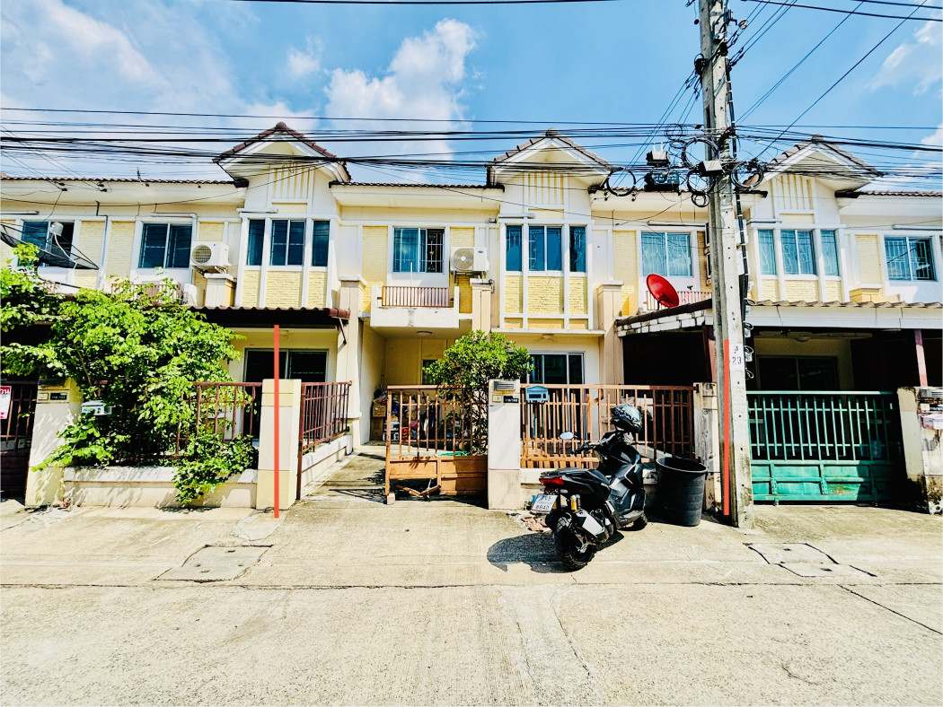 For sale: Townhouse, Soi Wat Som Kleng, Bang Kruai, Baan Pruksa Ville 19, Pinklao Ring Road, 102 sq m, 19.7 sq wa, cheap price