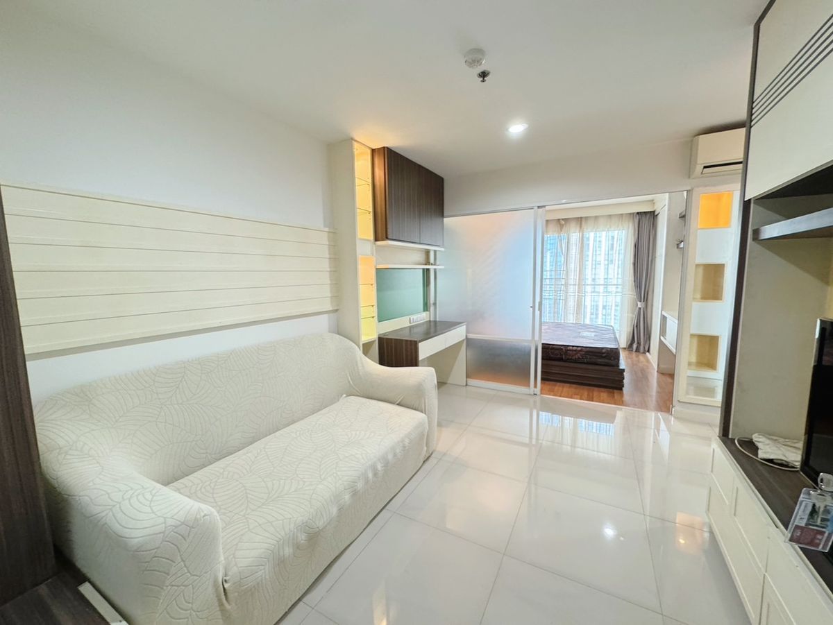 RENT !! Condo Lumpini Place, MRT Rama 9, 1 Bed, Tower A, Floor 14, 37 sq.m., 14,000 Baht 