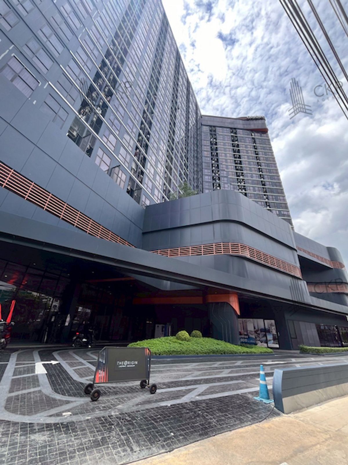 Condo The Origin Lat Phrao-Bangkapi, strong gym, next to the new Yellow Line BTS, in a convenient area. Condo The Origin Lat Phrao-Bangkapi, strong gym, next to the new Yellow Line BTS, in a convenient area.