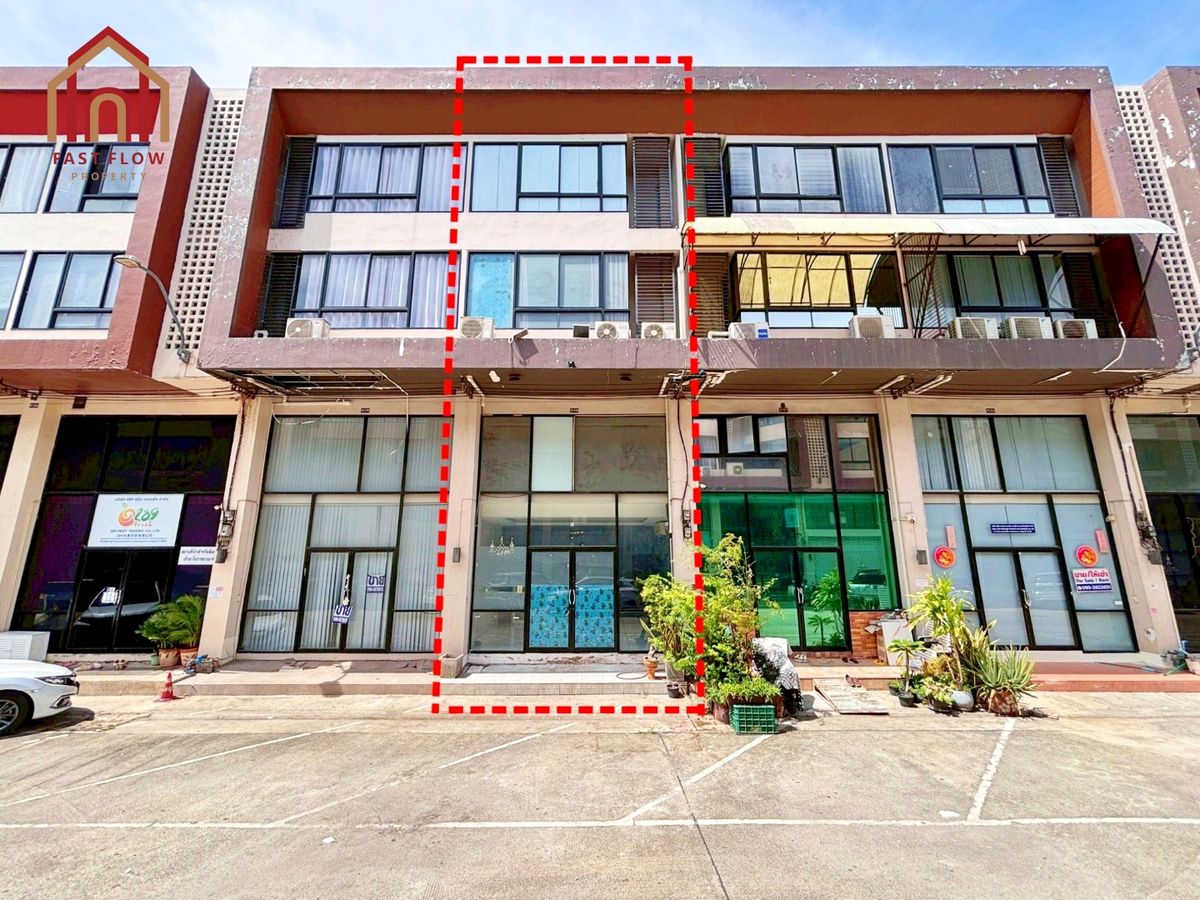 For sale, 4-storey commercial building, The Iyara Grand Day, Thepkunchorn 2 Road, prime location, next to Thai Market, suitable for businesses with a storefront or as a home office, Khlong Luang, Pathum Thani, MAY For sale, 4-storey commercial building, The Iyara Grand Day, Thepkunchorn 2 Road, prime location, next to Thai Market, suitable for businesses with a storefront or as a home office, Khlong Luang, Pathum Thani, MAY