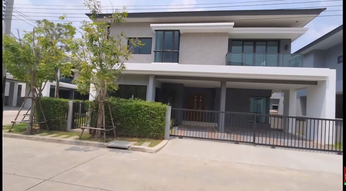 ♤ Luxury House ♤ 2 floors | Land size 67.00 sq.w. Usable area 280.00 sq.m. | 4 bedrooms, 5 bathrooms, 3 parking spaces | Near Tha It Central-Rattanathibet Central West ♤ Luxury House ♤ 2 floors | Land size 67.00 sq.w. Usable area 280.00 sq.m. | 4 bedrooms, 5 bathrooms, 3 parking spaces | Near Tha It Central-Rattanathibet Central West