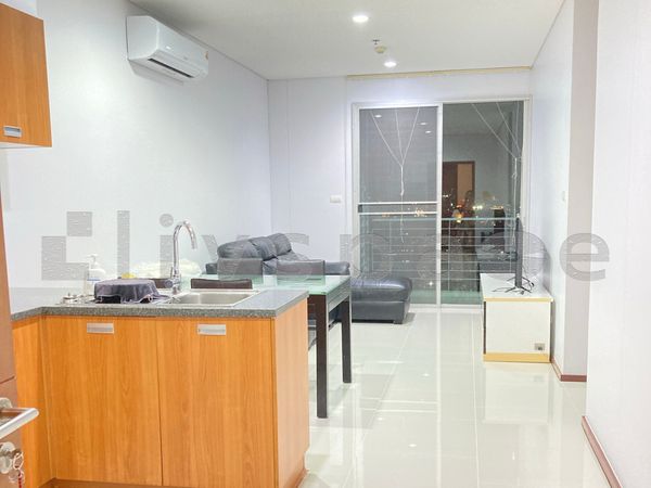 ▚ L0JC6Sツ FOR RENT: Villa Sathorn 1 Bedroom 55sqm High Floor North Facing Renovated Near BTS Wongwian Yai✨