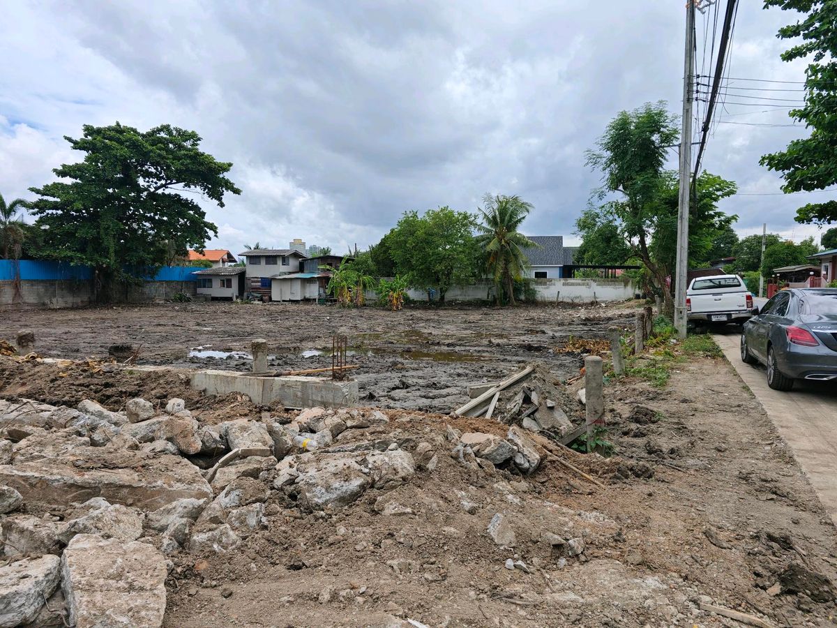Land for sale with fresh air (Bangkok people) Land for sale with fresh air (Bangkok people)