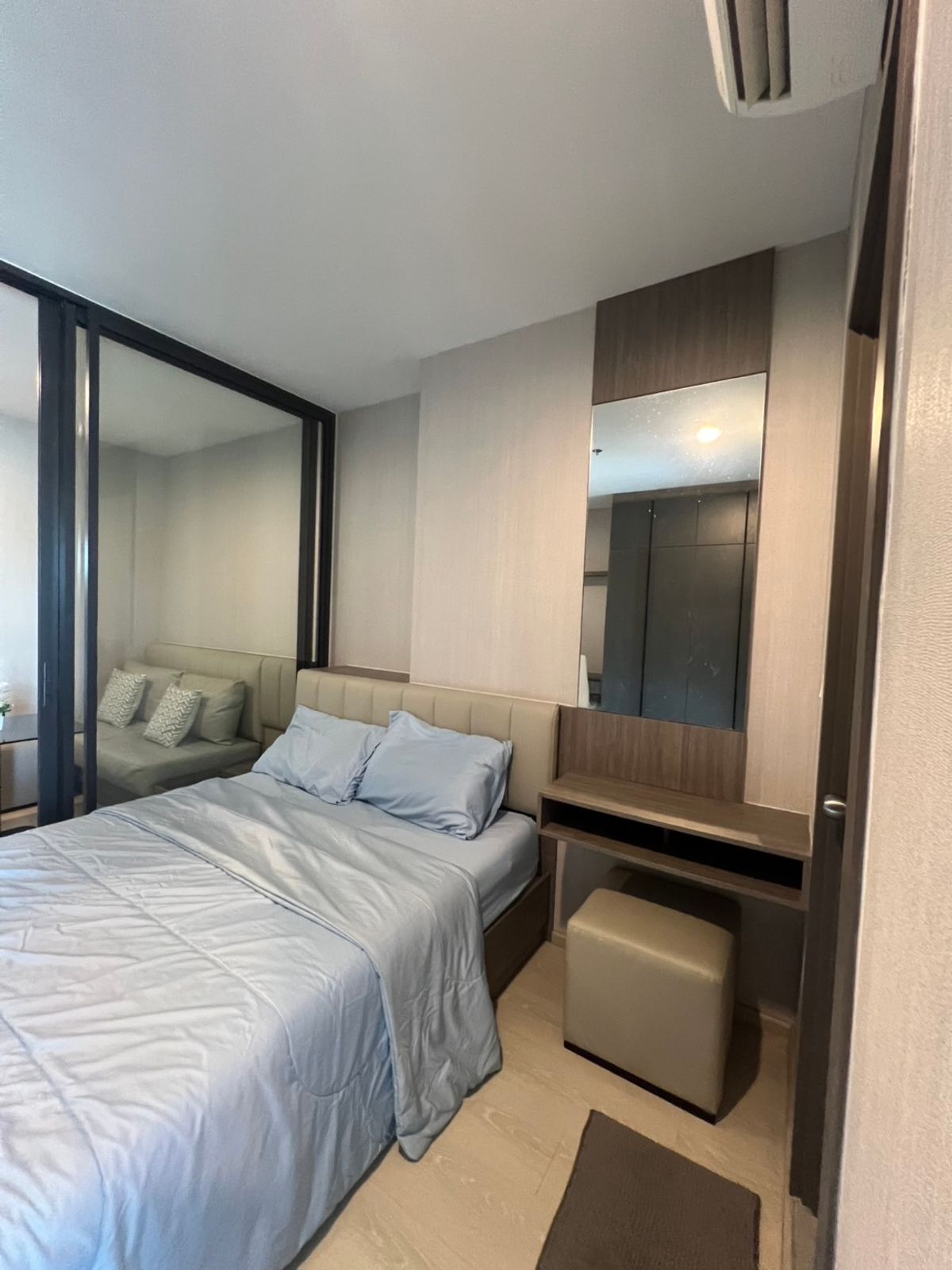 Rental room, Studio 28 sqm, Ideo, Tha Phra Interchange Next to the MRT BTS station, electrical appliances with furniture Rental room, Studio 28 sqm, Ideo, Tha Phra Interchange Next to the MRT BTS station, electrical appliances with furniture