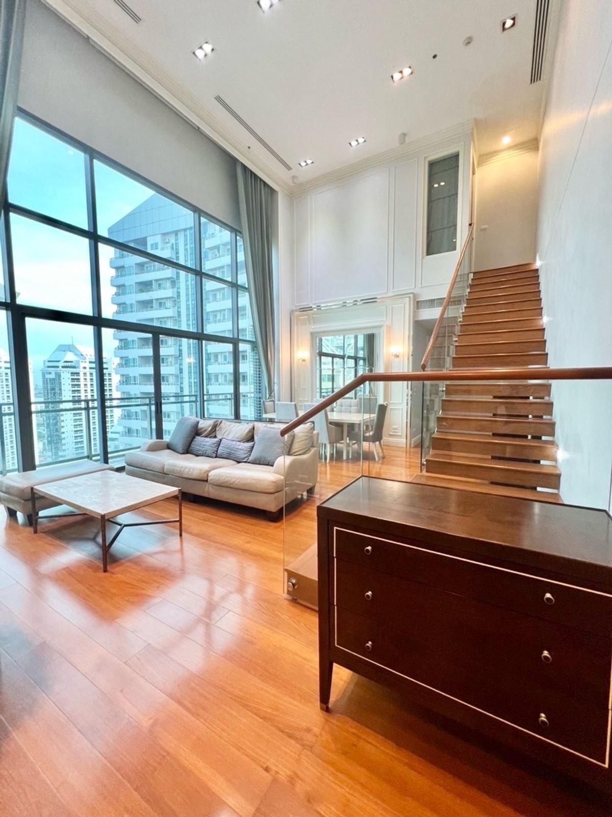 For Sale: Bright24 3 Bed 3 Baht (Duplex) Floor: 20+ Size: 162 SQM 32MB For Sale: Bright24 3 Bed 3 Baht (Duplex) Floor: 20+ Size: 162 SQM 32MB