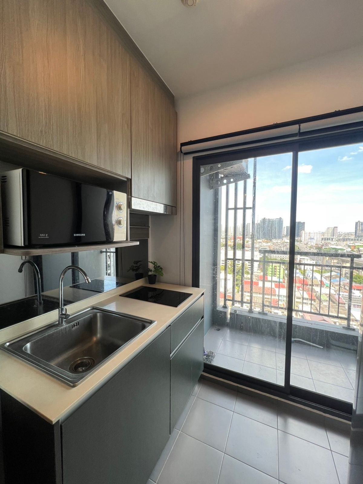 Rental room, Studio 28 sqm, Ideo, Tha Phra Interchange Next to the MRT BTS station, electrical appliances with furniture – รูปที่ 4