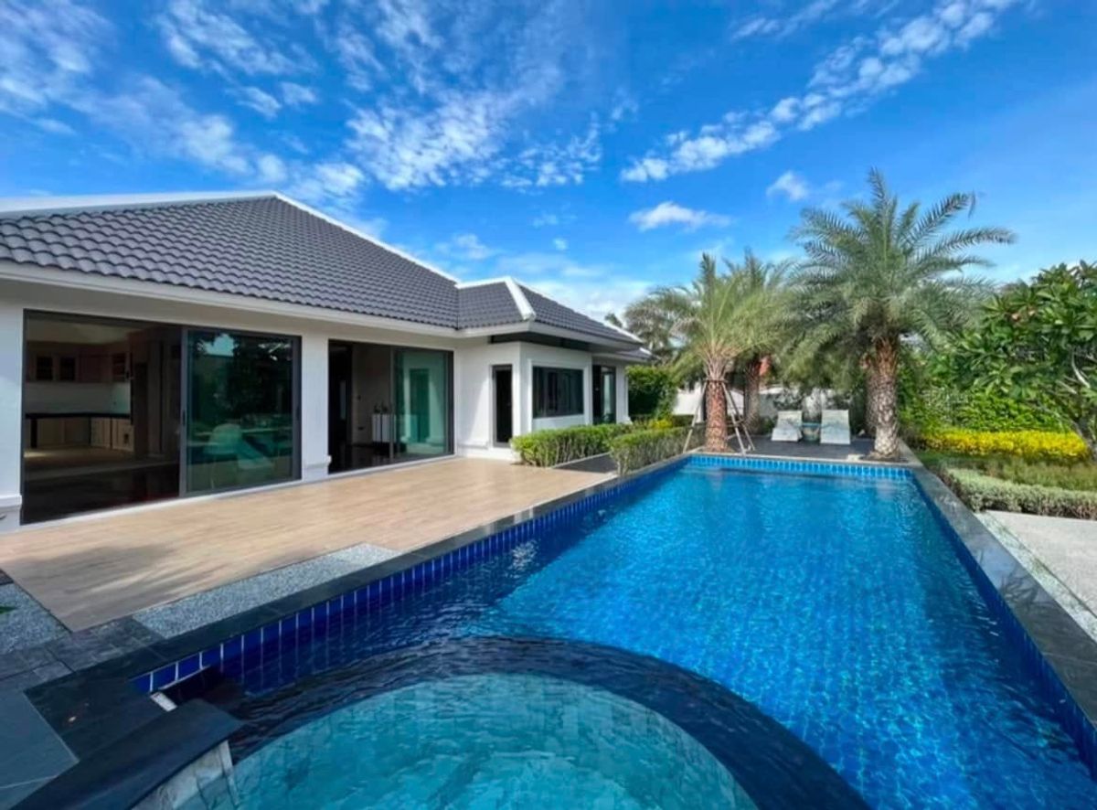 🎉🏡 “Live in Luxury“ ที่พัทยาใต้! พูลวิลล่าส่วนตัวสุดหรู สไตล์ไทยโมเดิร์น บนที่ดินเกือบ 1 ไร่ ! 🌴✨ 🎉🏡 “Live in Luxury“ ที่พัทยาใต้! พูลวิลล่าส่วนตัวสุดหรู สไตล์ไทยโมเดิร์น บนที่ดินเกือบ 1 ไร่ ! 🌴✨