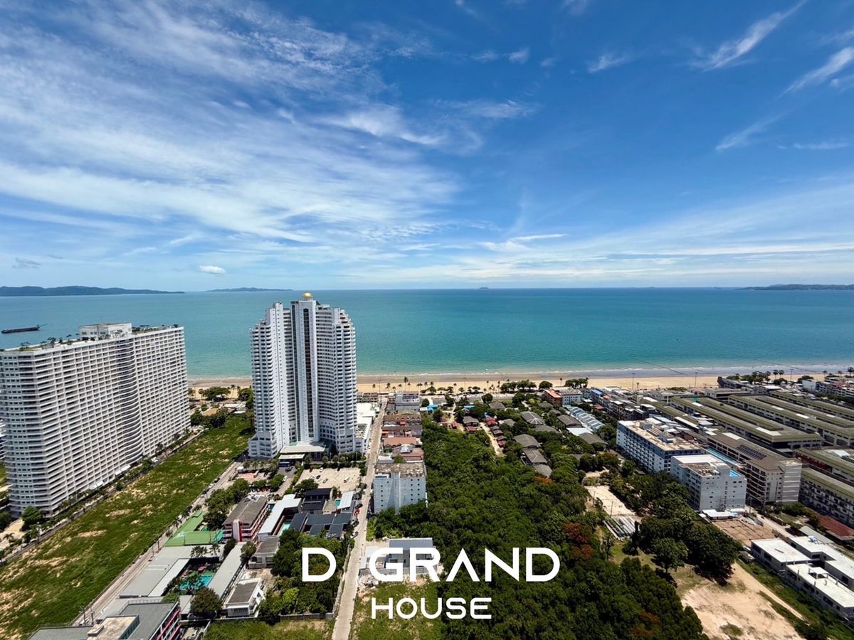 For Sale 🌊 Duplex Penthouse with 360° Panoramic Sea View – 45th-46th Floor A true landmark on Jomtien Beach. One-of-a-kind, ready to move in. For Sale 🌊 Duplex Penthouse with 360° Panoramic Sea View – 45th-46th Floor A true landmark on Jomtien Beach. One-of-a-kind, ready to move in.