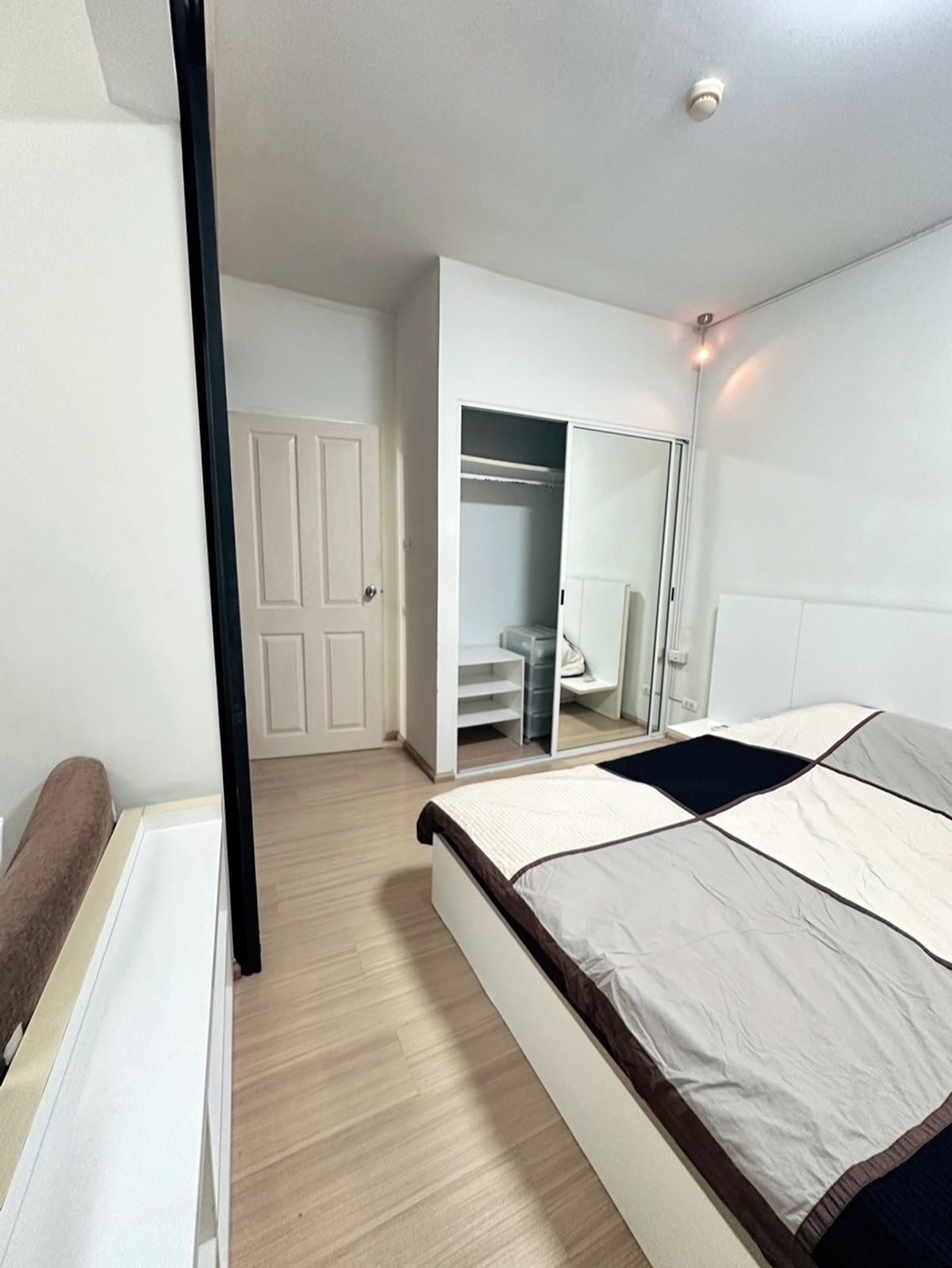 ขายคอนโด A Space วิว สระว่ายน้ำ ใกล้ MRT พระราม 9 พร้อมผู้เช่าเดือนละ 10,000 บาท – รูปที่ 4