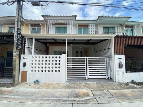 2 -story townhouse for sale, Pruksa Town Village - next to Ratchaphruek Road, new renovated