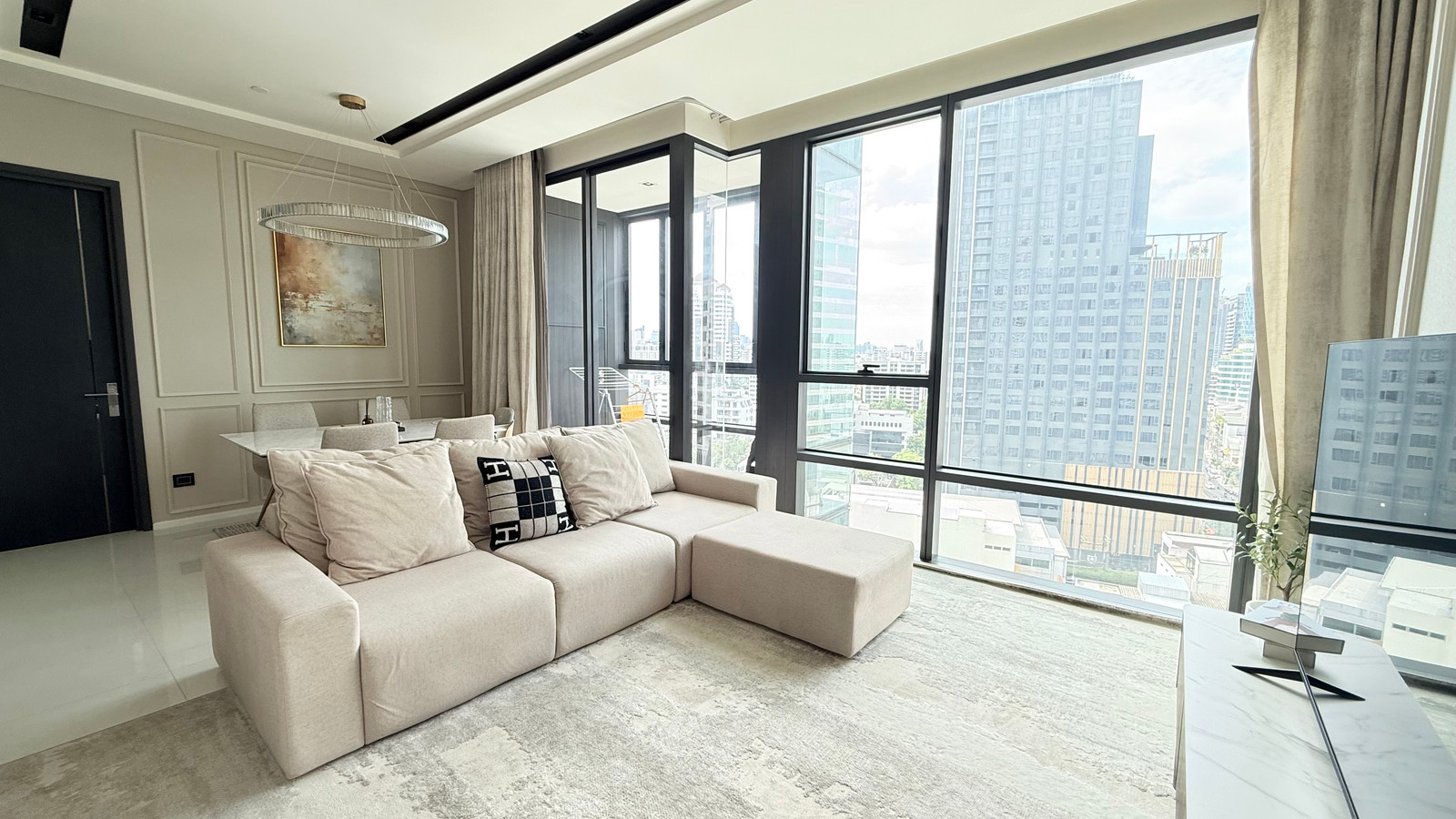 The Bangkok Thonglor 2 Bed 2 Bath Gery Nice Condo and Good Decoration! The Bangkok Thonglor 2 Bed 2 Bath Gery Nice Condo and Good Decoration!