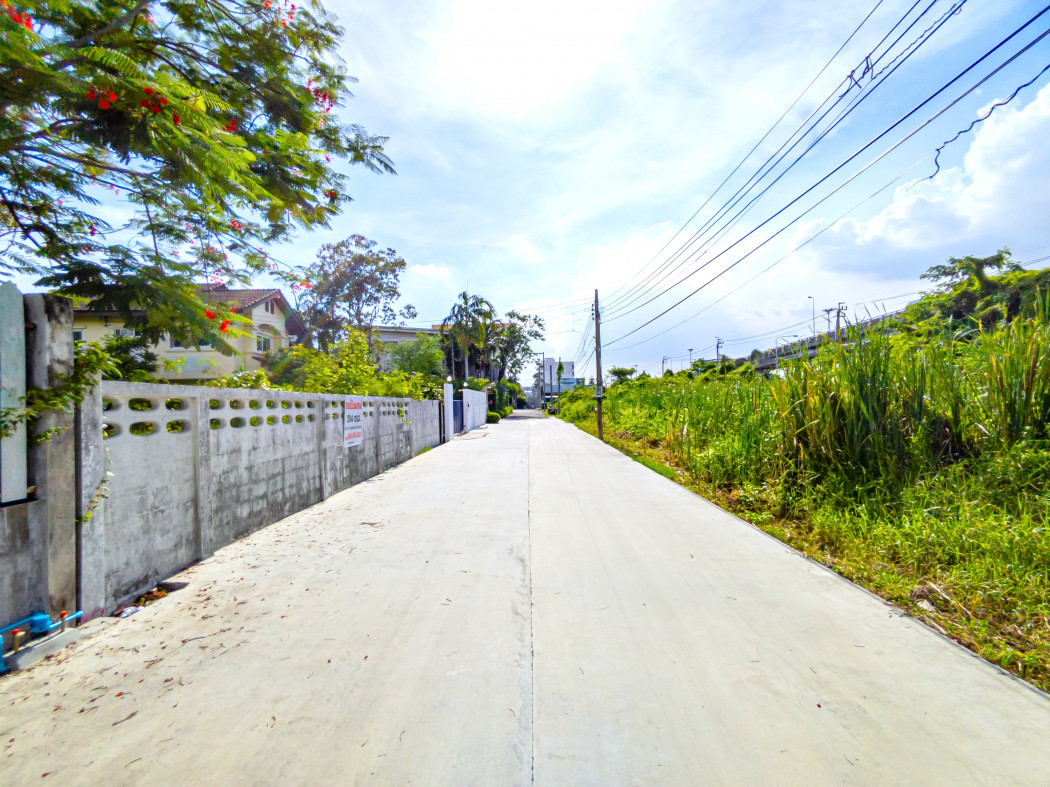 ขาย ที่ดิน ทำเลเยี่ยม ย่านกรุงเทพกรีฑา 204 ตรว ใกล้ถ.เลียบมอเตอร์เวย์ แค่ 50เมตร – รูปที่ 2