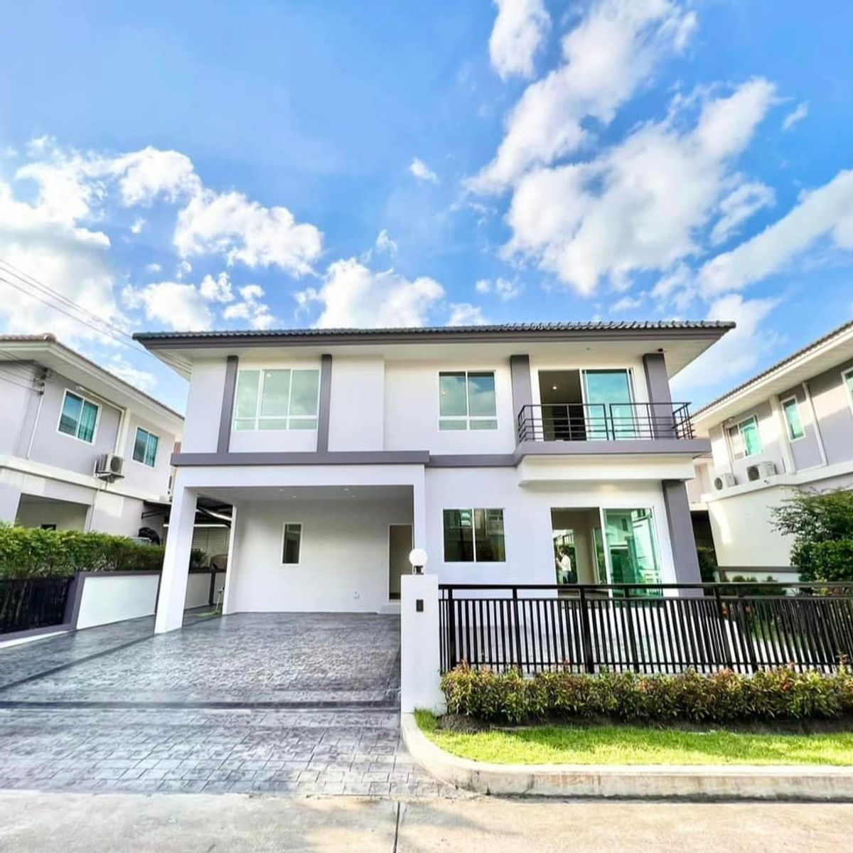 🎉🏡 Beautiful house, renovated the whole back! With beautiful gardens and furba In Golden location on the main road, Rangsit-Nakhon Nayok! ✨