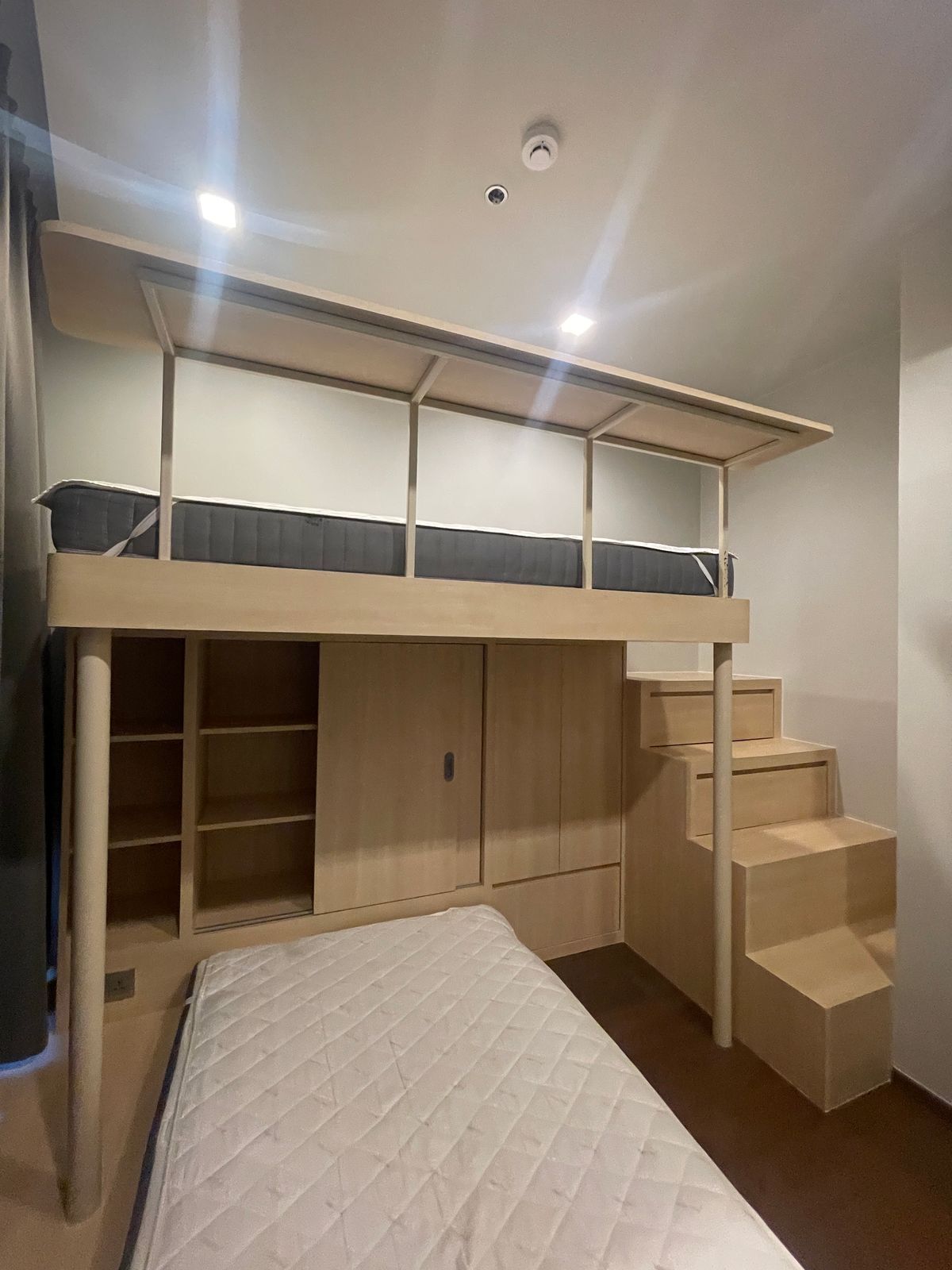 ให้เช่าคอนโด Ideo Q Victory 2 ห้องนอน ห้องสวย ชั้นสูง – รูปที่ 2