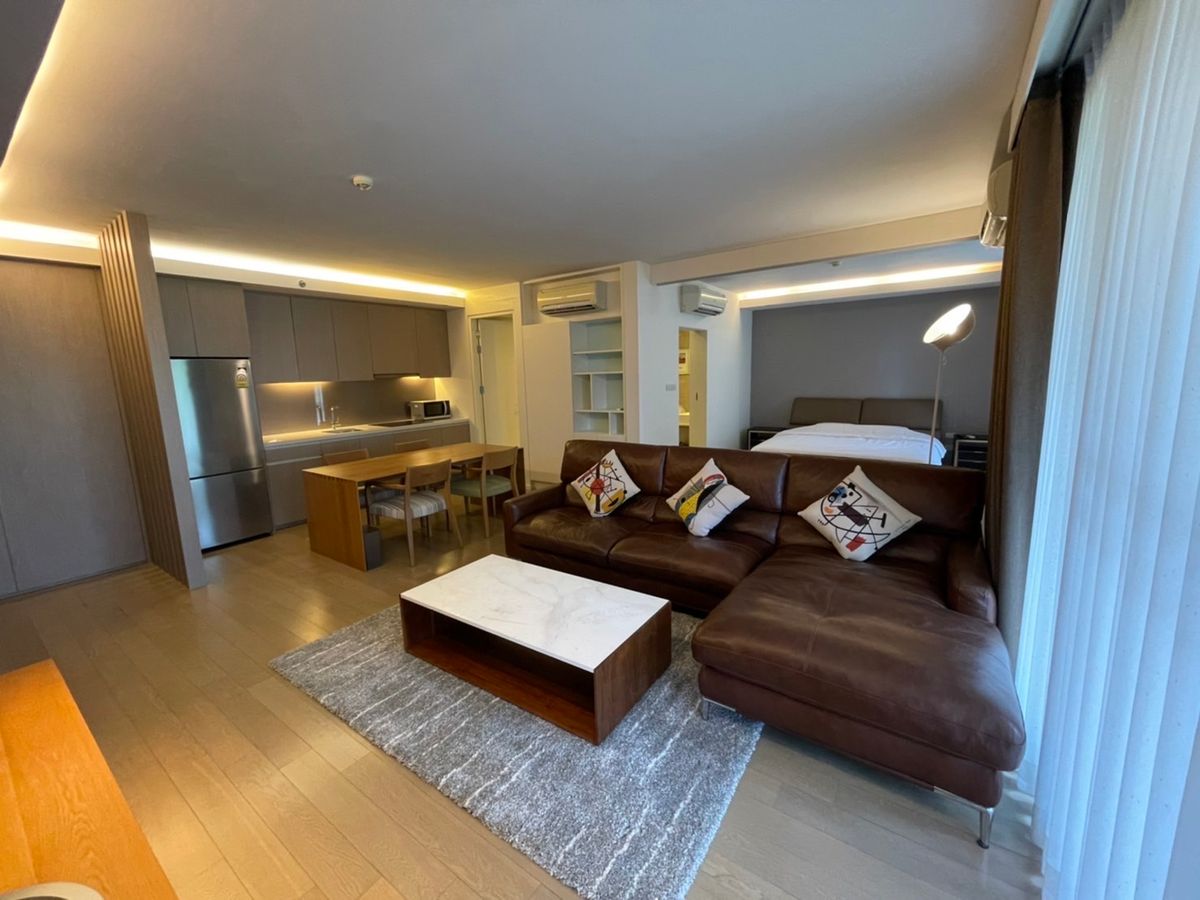 🔹 Luxury Condo for Sale & Rent at Mode Sukhumvit 61 – Oversized 1-Bedroom Unit Just 500m from BTS Ekkamai, Fully Furnished, Move-in Ready, Private & Peaceful Setting