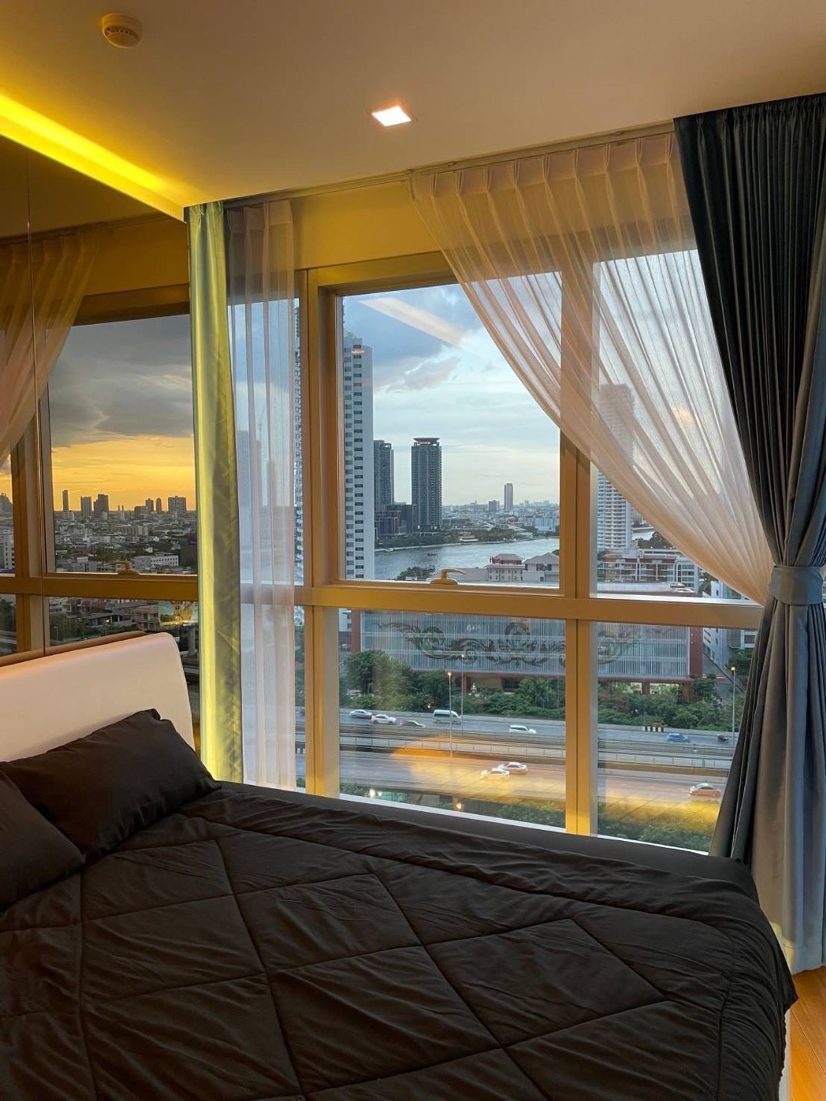 ST104 ขายคอนโด The River - ห้องมุมแต่งหรู วิวแม่น้ำ – รูปที่ 3